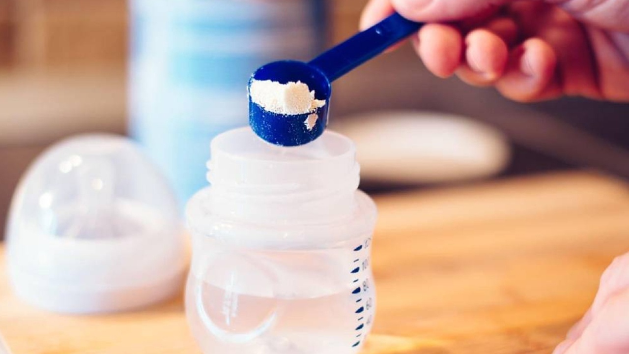 Bakanlık Uyardı: Bebek Mamasına Sakın O Partiyi Almayın Uyarısı Yapıldı